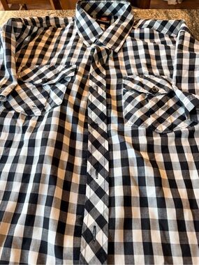 South Pole Men's Black & White Check Button-Up Shirt